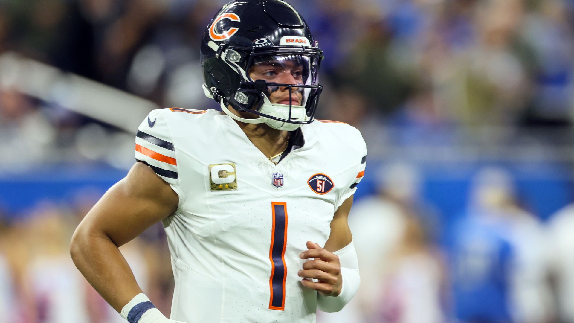 Photo of a football player in uniform 