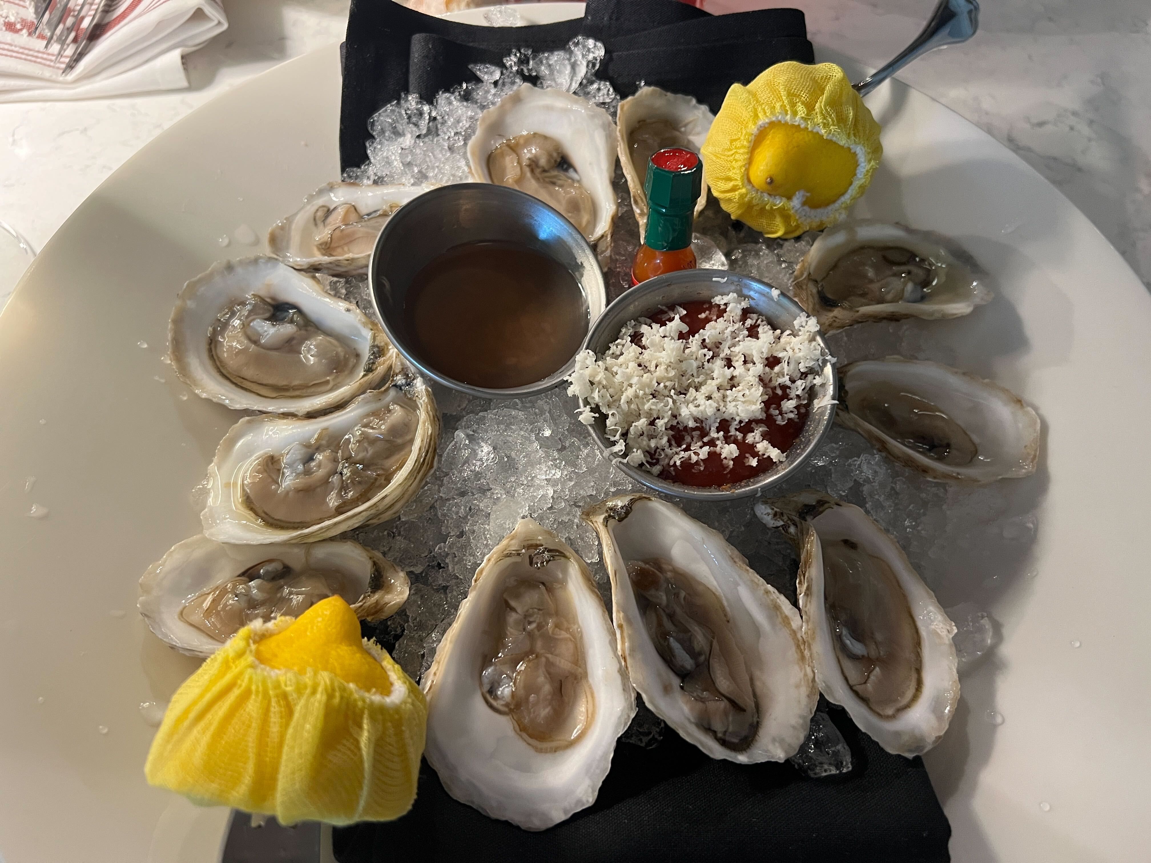 The Statler’s east coast oysters in Detroit on ice 