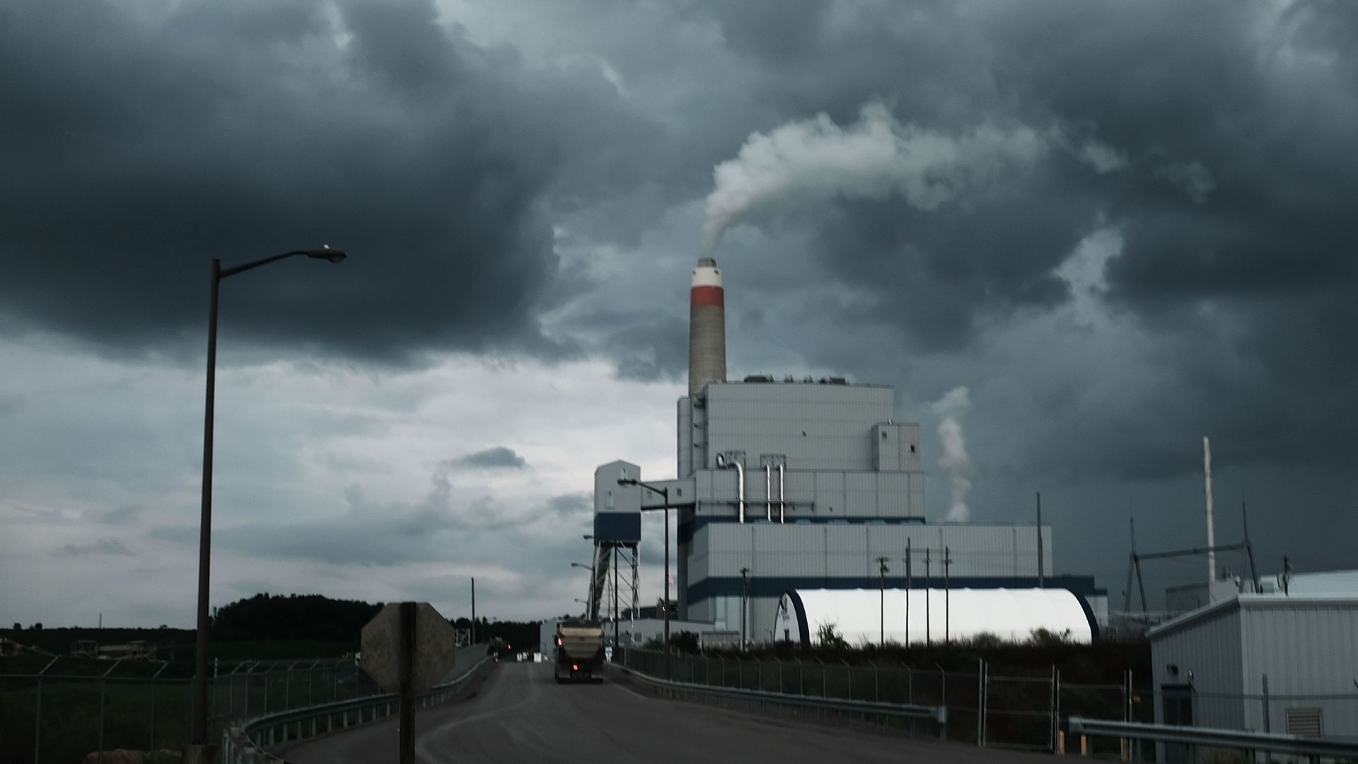 The Longview Power Plant, a coal-fired plant, stands on August 21, 2018 in Maidsville, West Virginia.