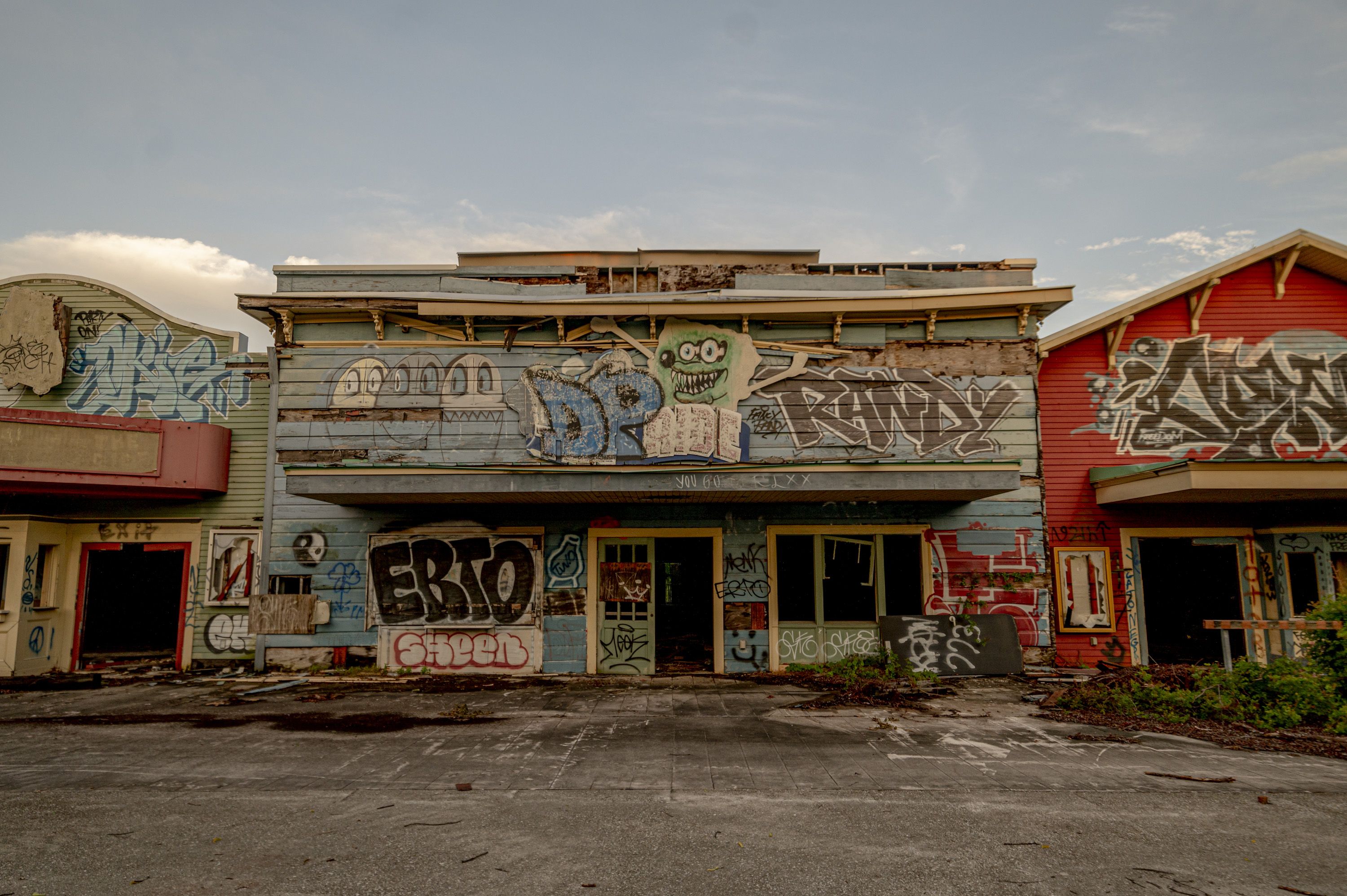 Photo shows blighted rides at Six Flags in New Orleans.