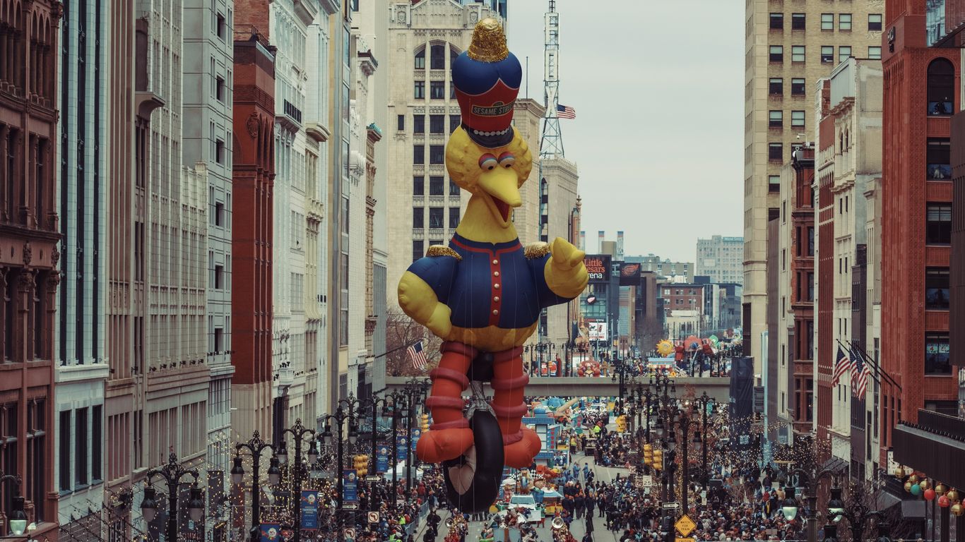 Detroit Thanksgiving parade schedule, road closures Axios Detroit