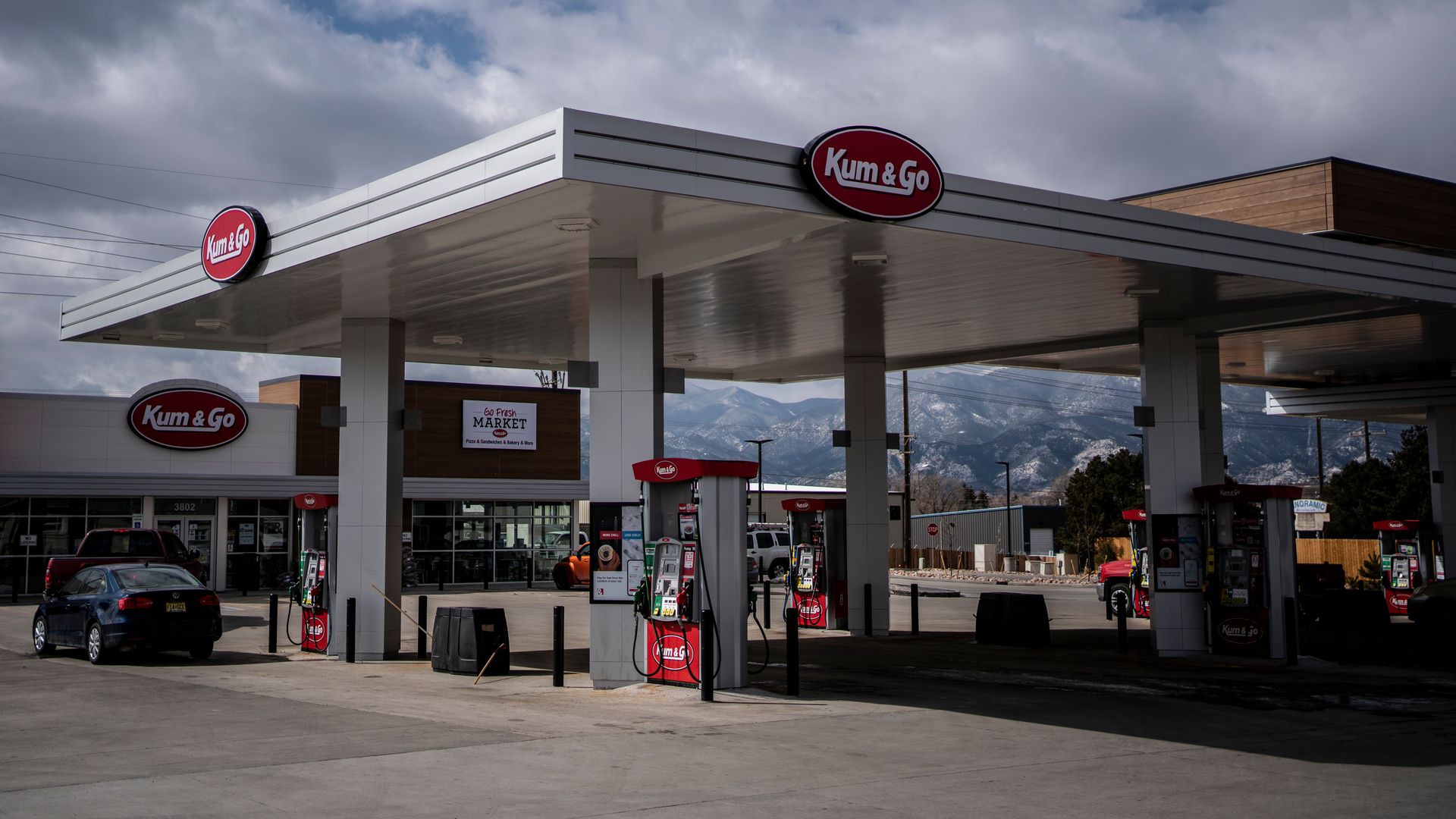 A photo of Kum & Go.