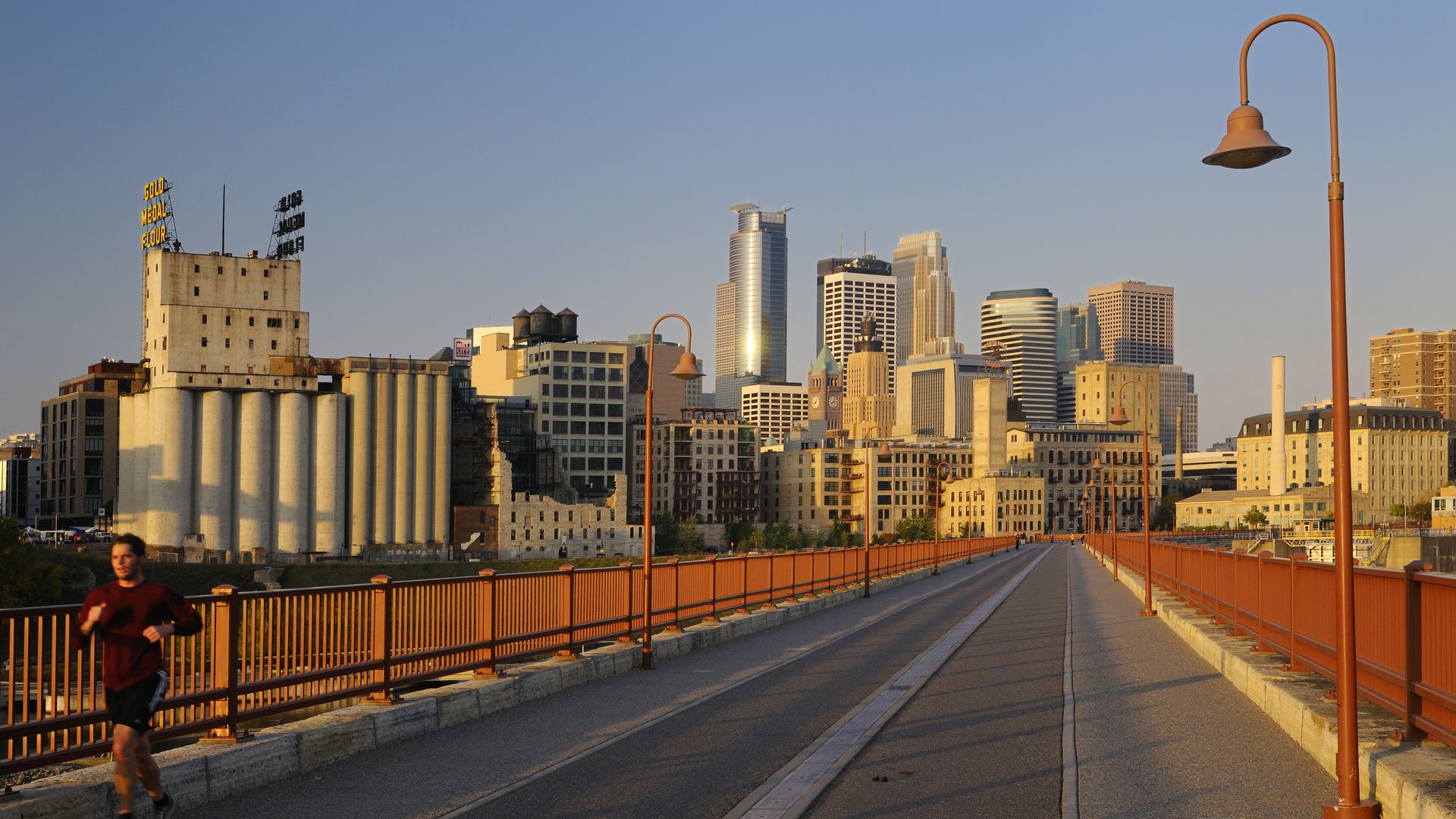 Downtown Minneapolis skyline
