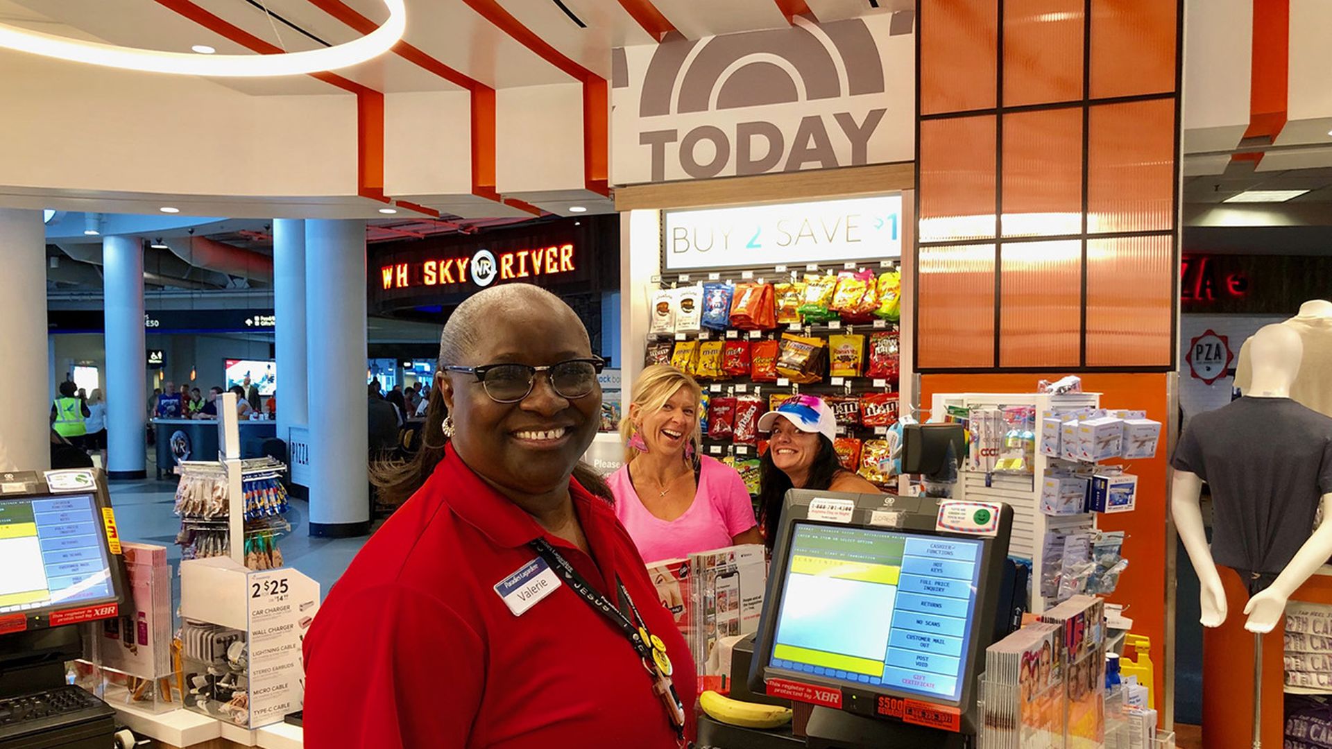 singing airport cashier lady in charlotte