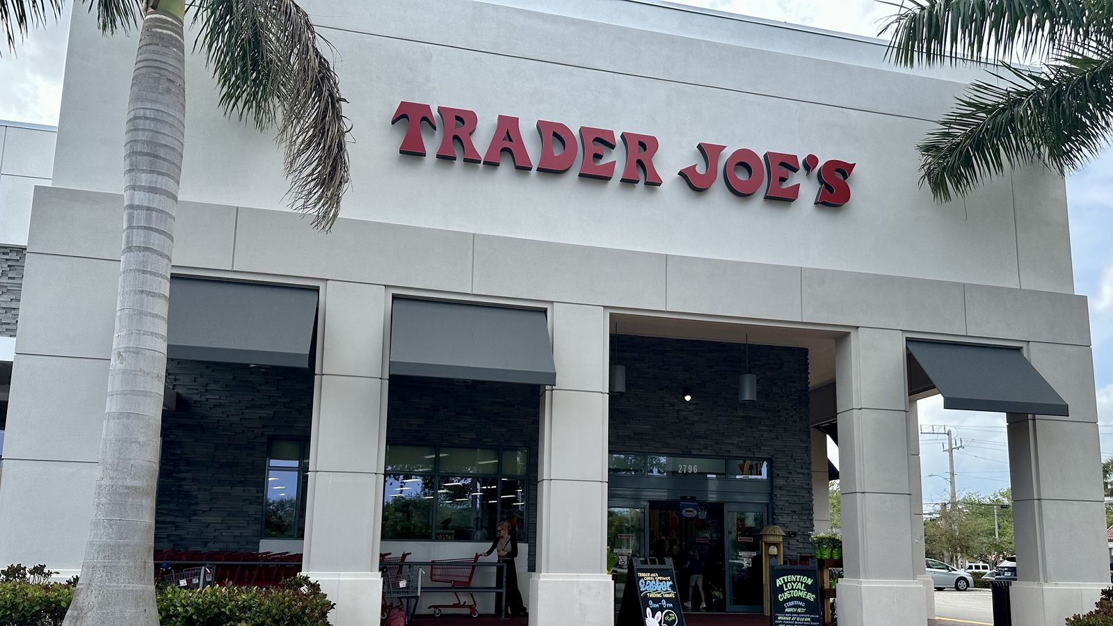 Trader Joe's banana price increase Bananas now cost 23 cents each