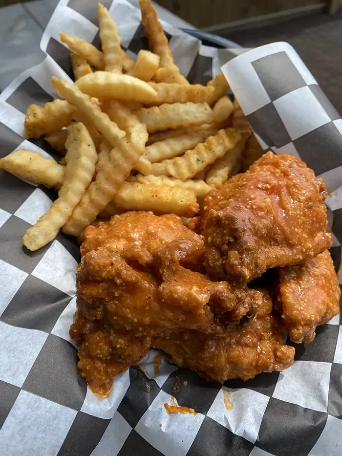 Hideaway wings, Lulu's Maryland Style Chicken and Seafood, Jay and Miketa Davis, west Charlotte