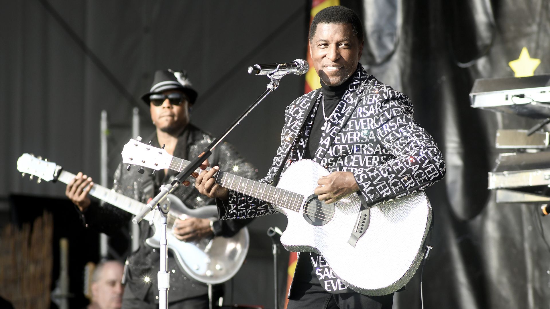 Babyface performs during the 2025 New Orleans Jazz & Heritage Festival at Fair Grounds Race Course on April 26, 2025 in New Orleans, Louisiana. 