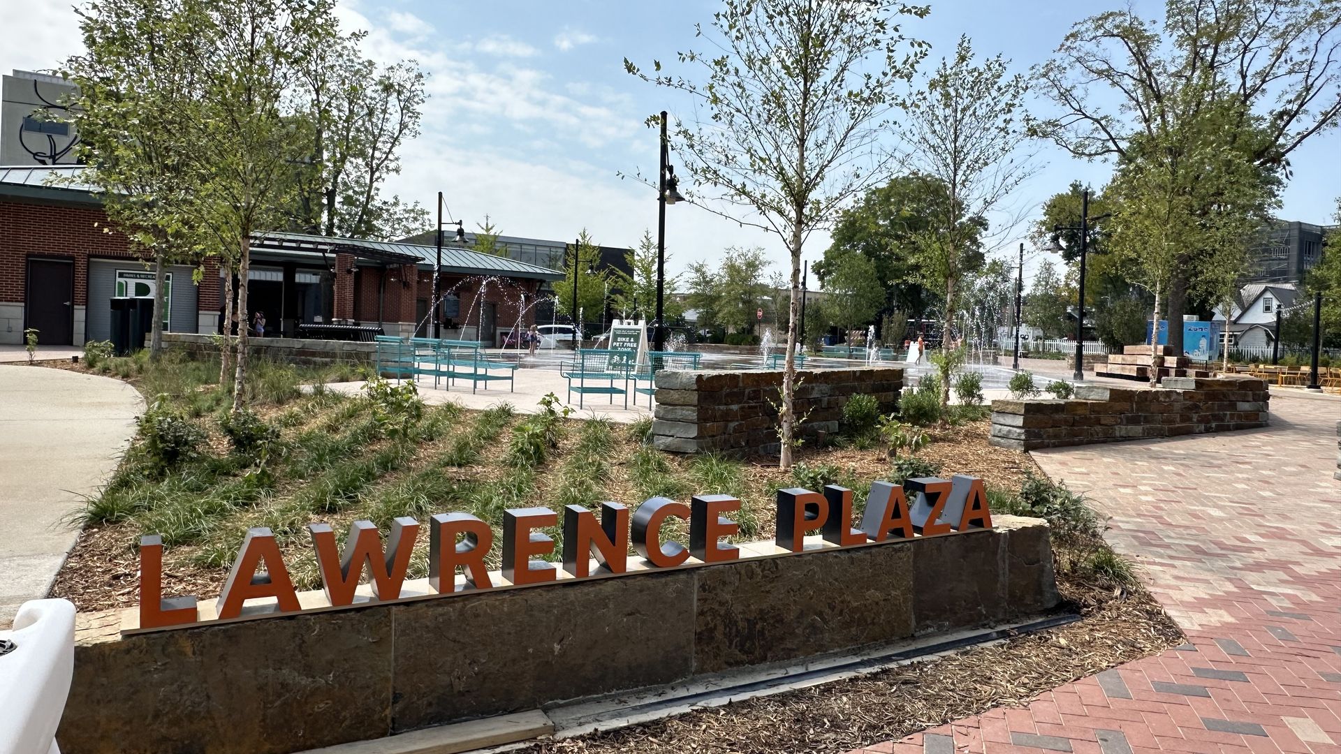 photo of lawrence plaza