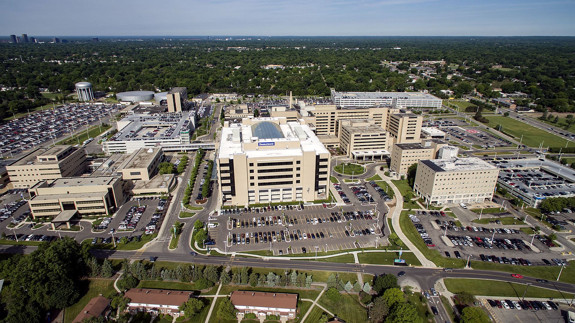 The Beaumont Royal Oak hospital campus aerial photo.