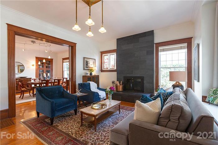 509 Louise Ave, dining room