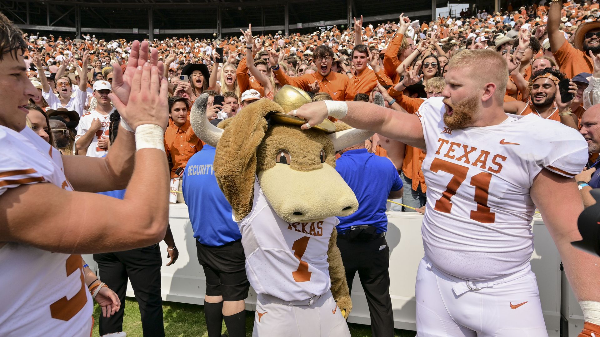 ESPN's College GameDay headed to Dallas for Oklahoma vs. Texas