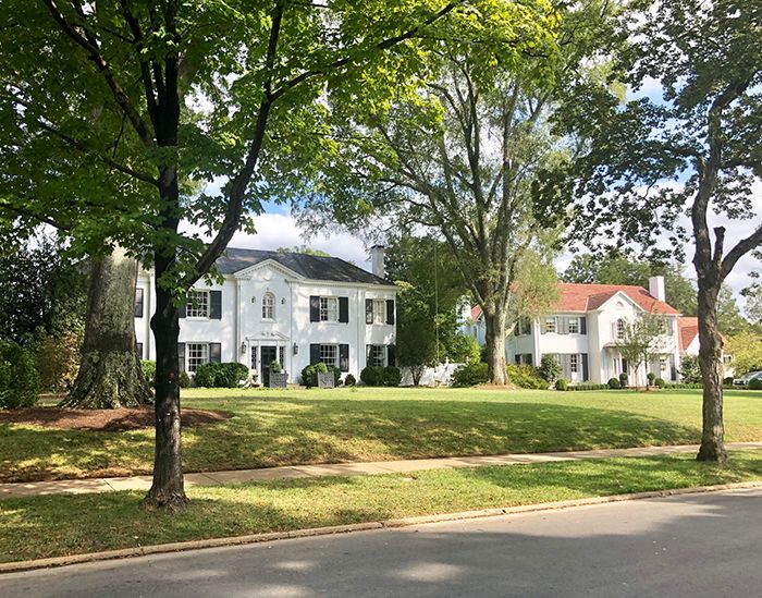 houses on cherokee road charlotte