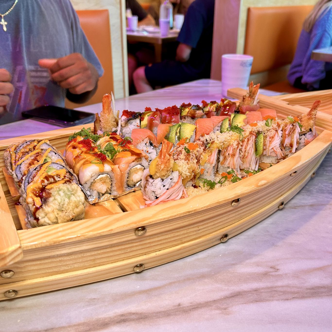 New sushi restaurant replaces Lincoln Haberdashery in South End