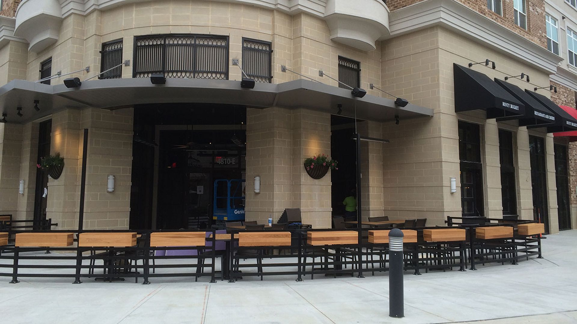 rusty-bucket-outside-charlotte