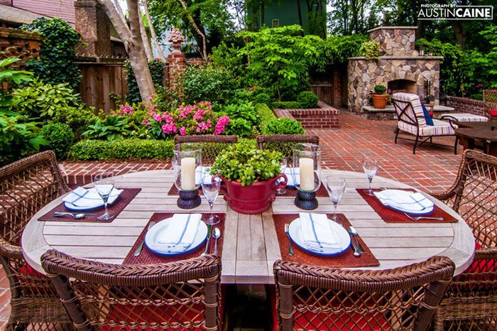 4th-ward-garden-dining