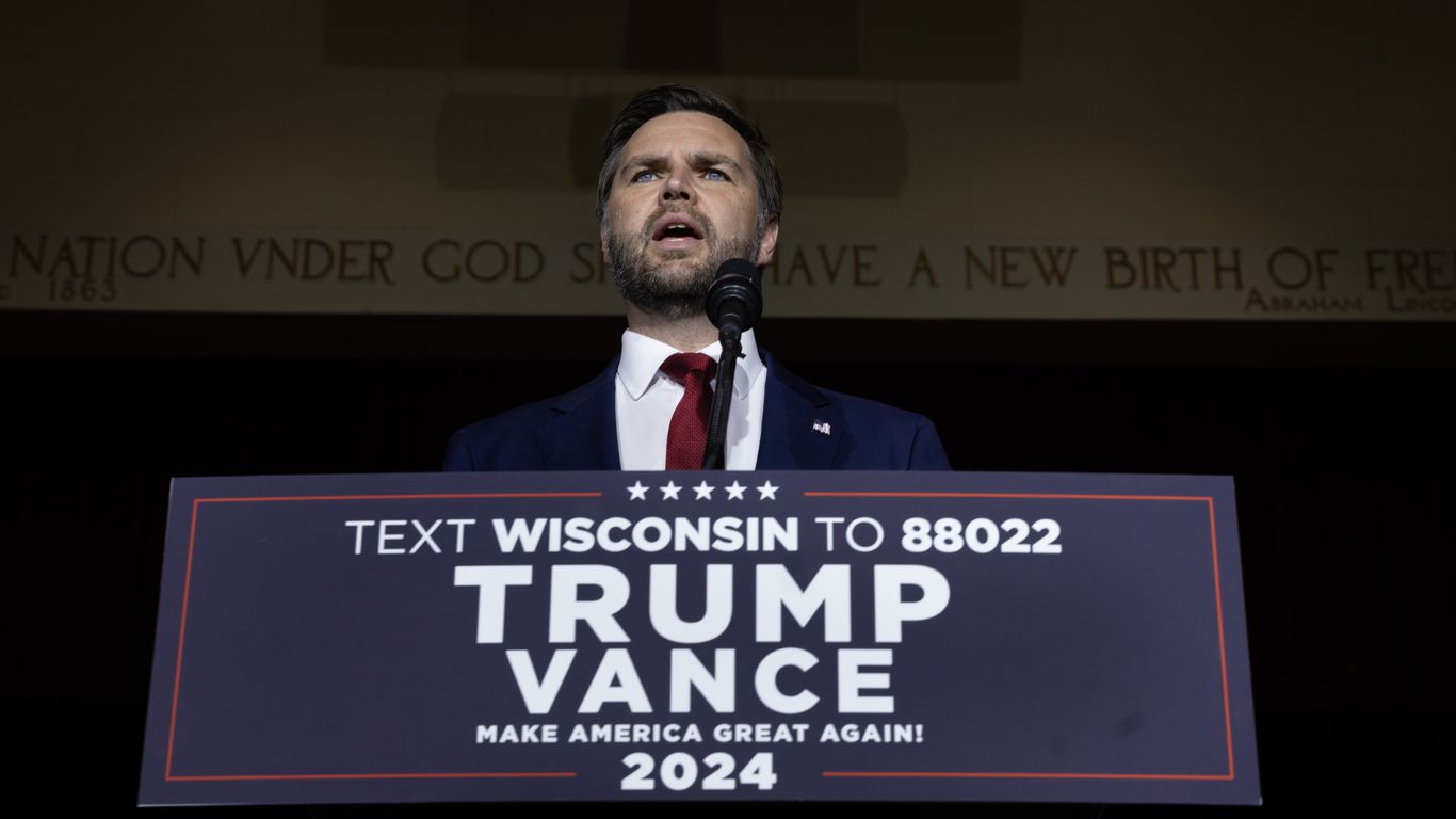 Joe Rogan wird JD Vance am Mittwoch interviewen