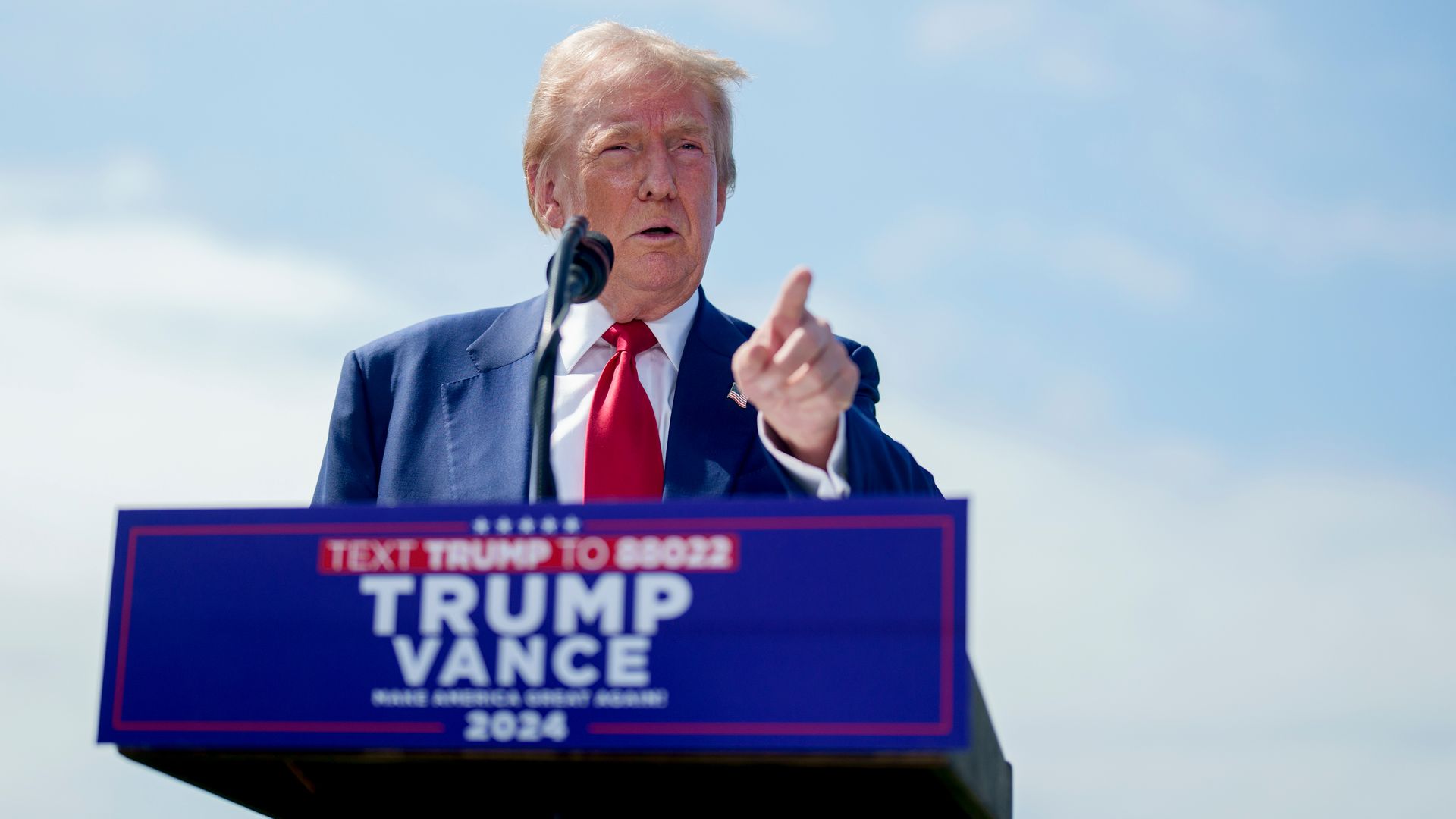 Trump pledges 