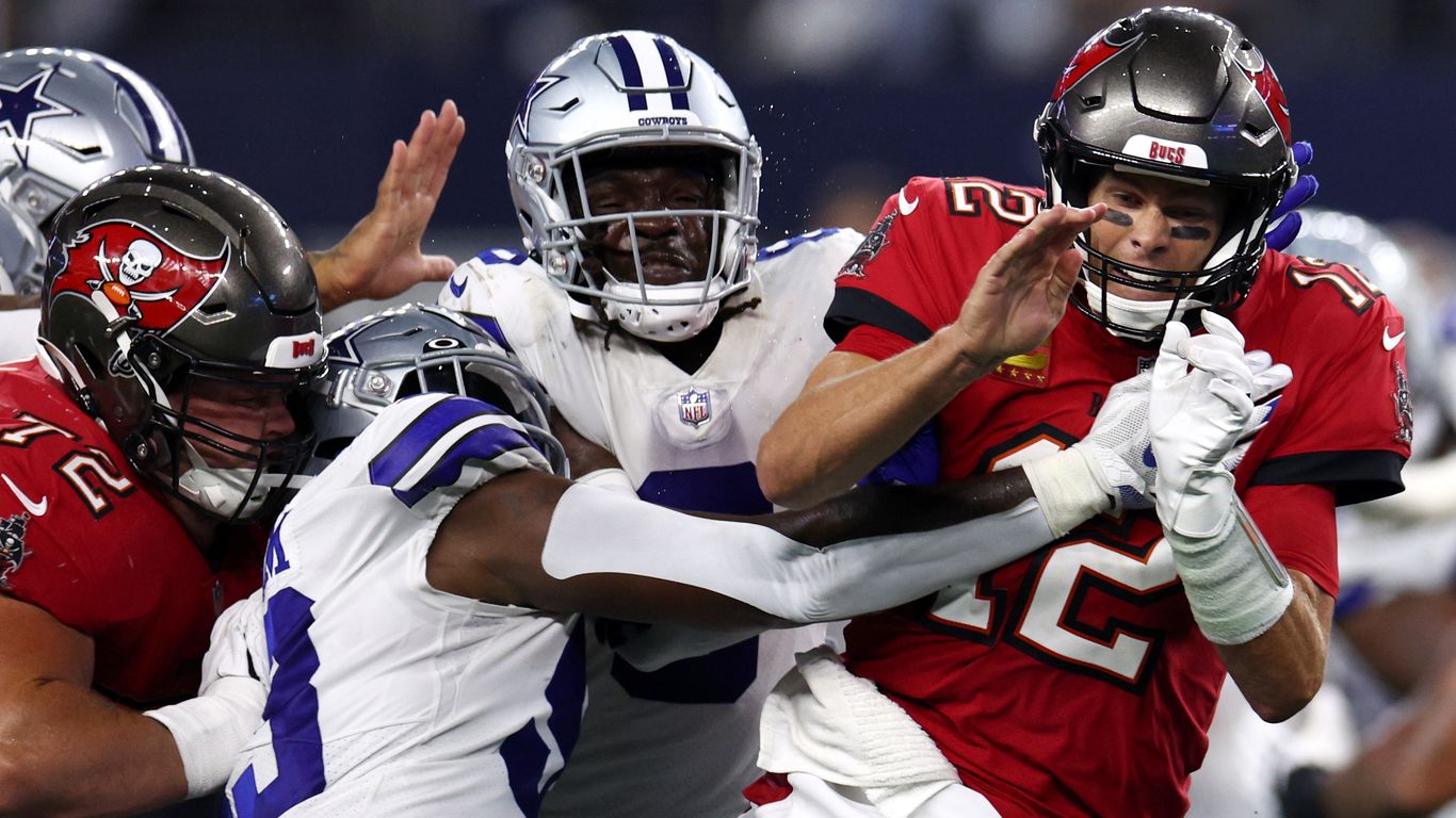 Cowboys wearing blue jerseys at home for only second time ever 