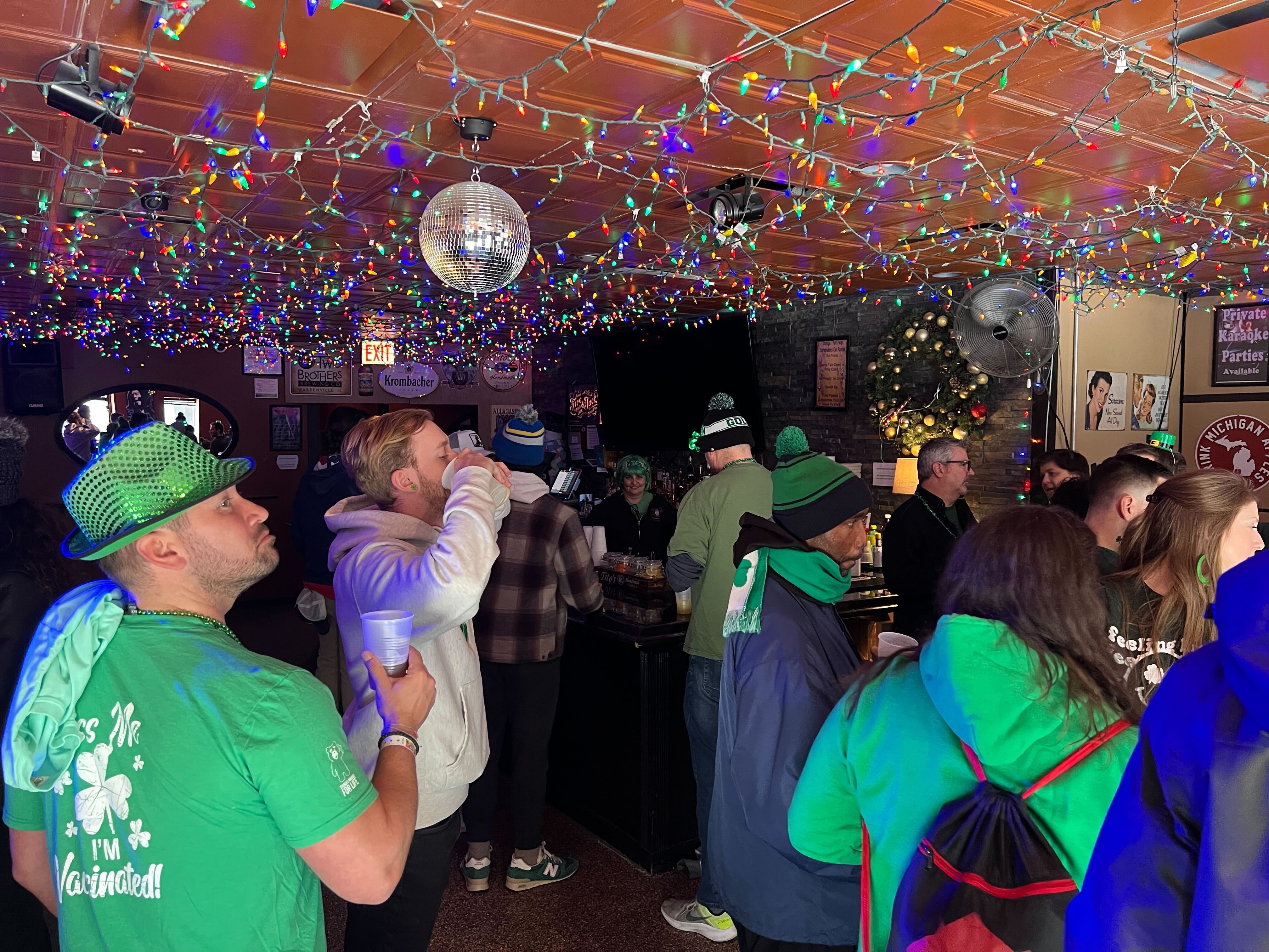 Here's how my first St. Patrick's Day in Chicago went - Axios Chicago