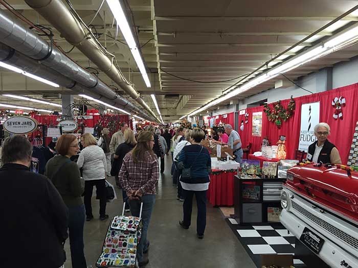 southern-christmas-show-independence-hall