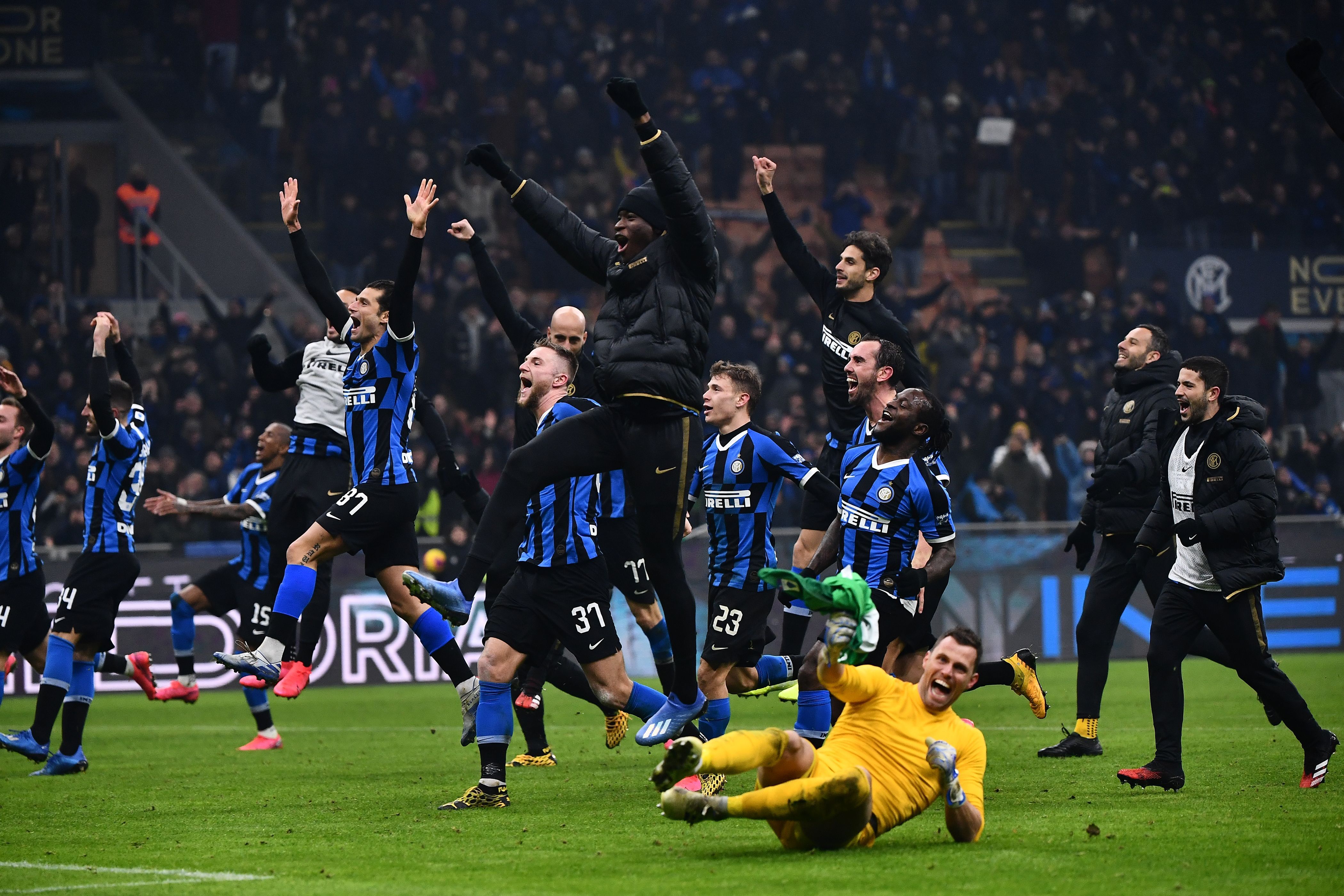Inter Milan celebrating