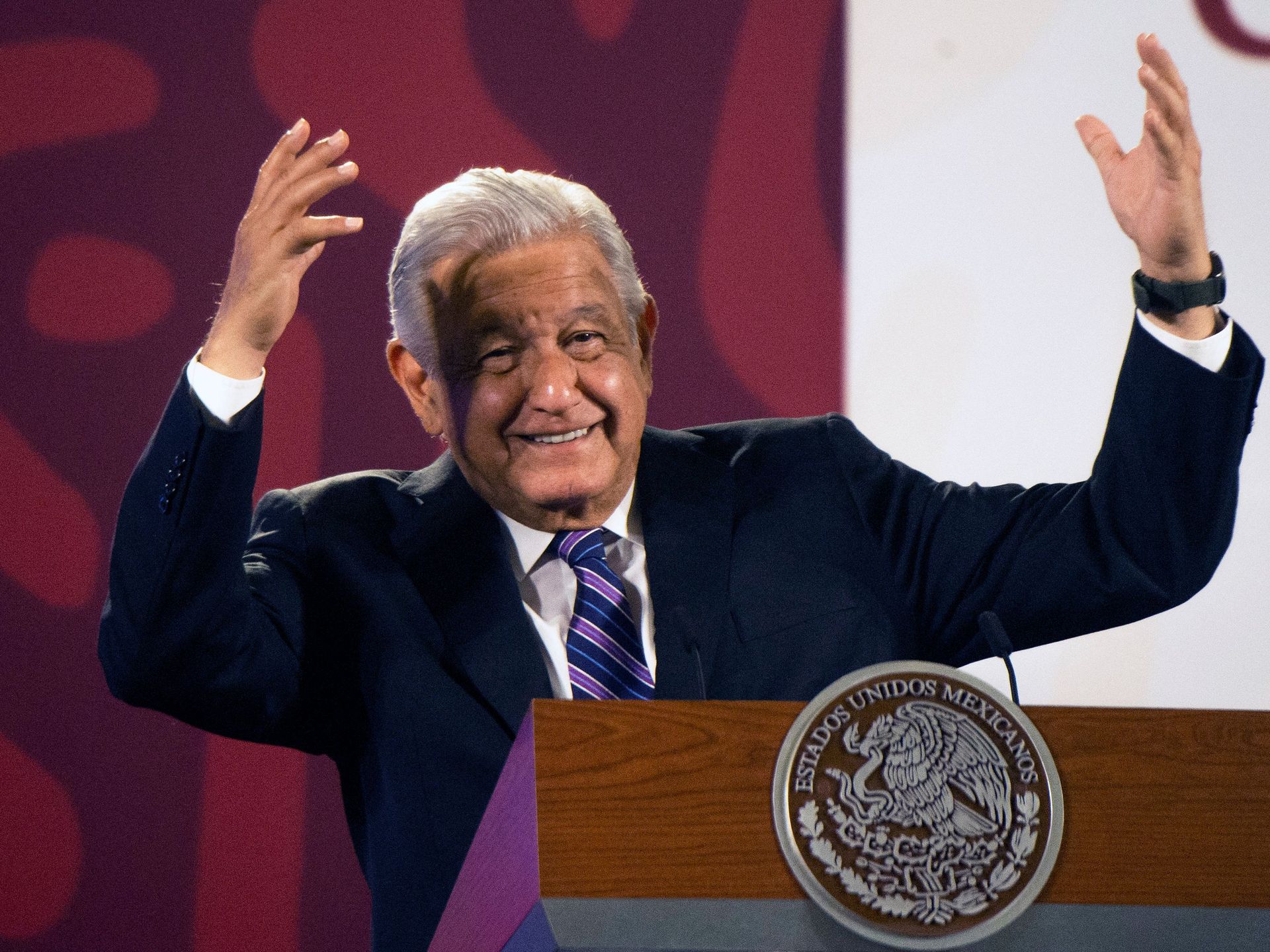 Presidential Approval and the Recall Referendum in Mexico