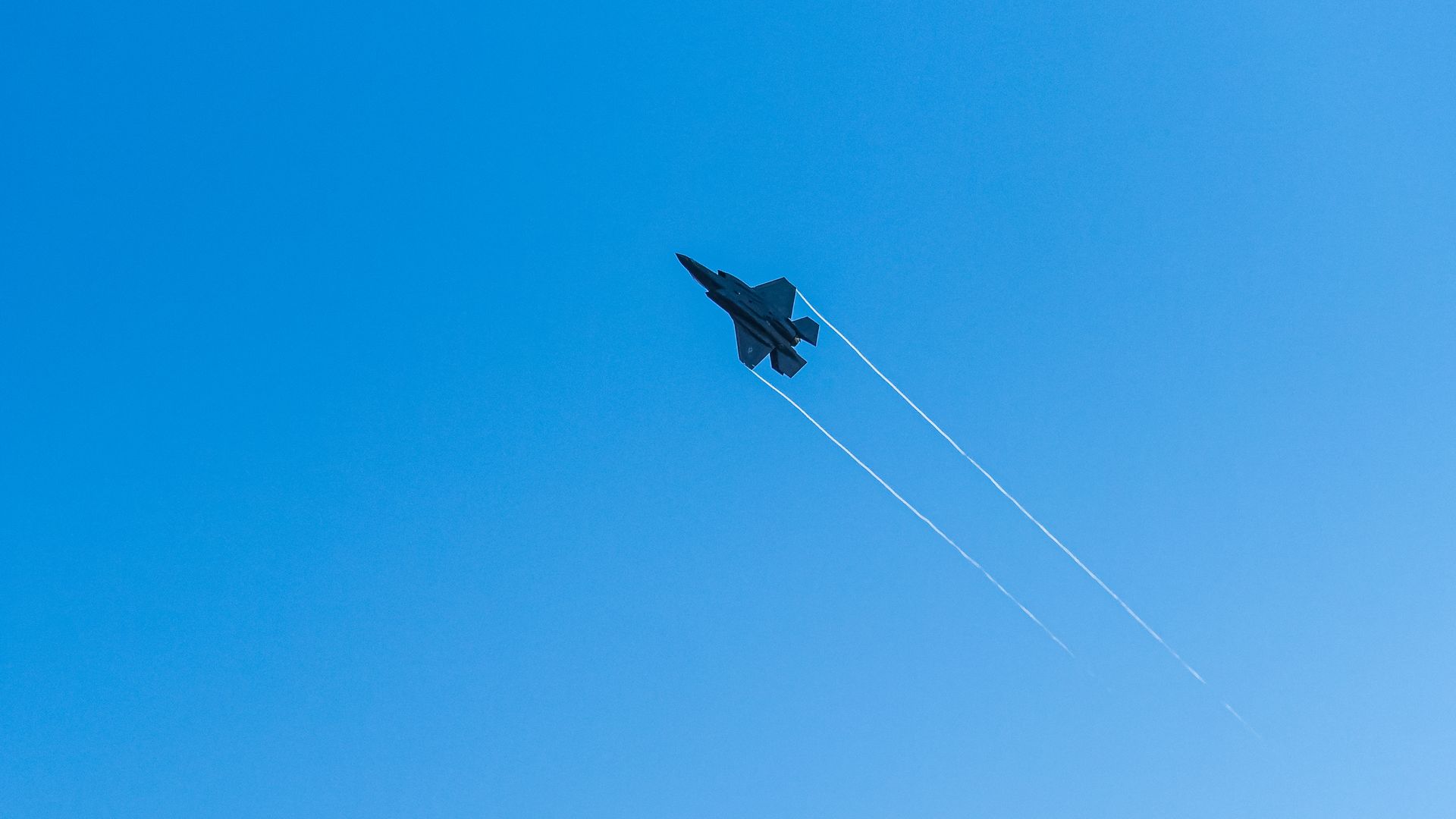 A fighter jet