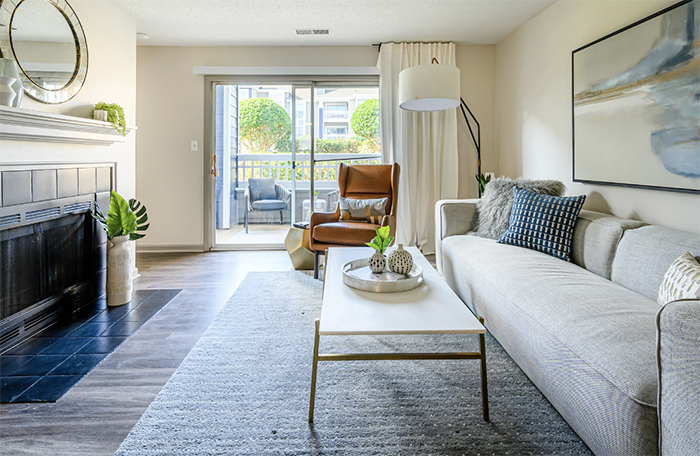 Retreat at McAlpine Creek living room