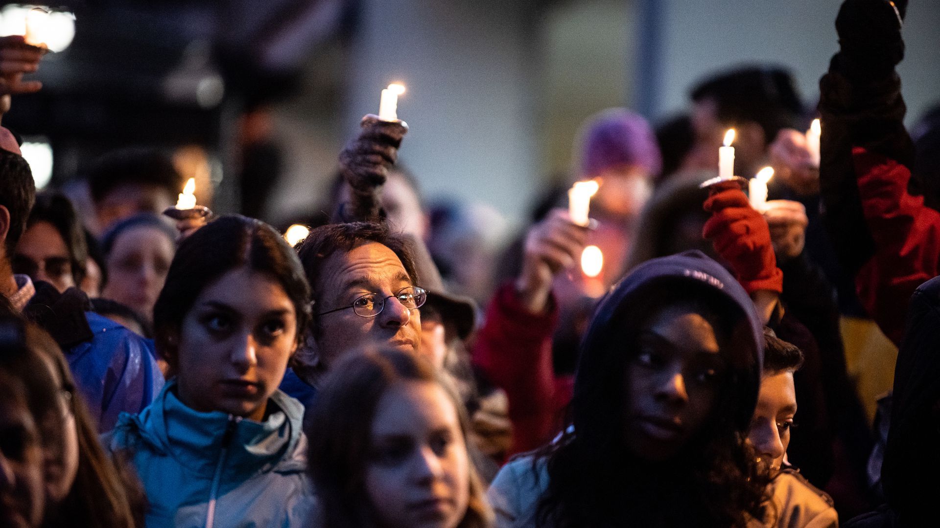 Candle light vigil for victims of Pittsburgh shooting