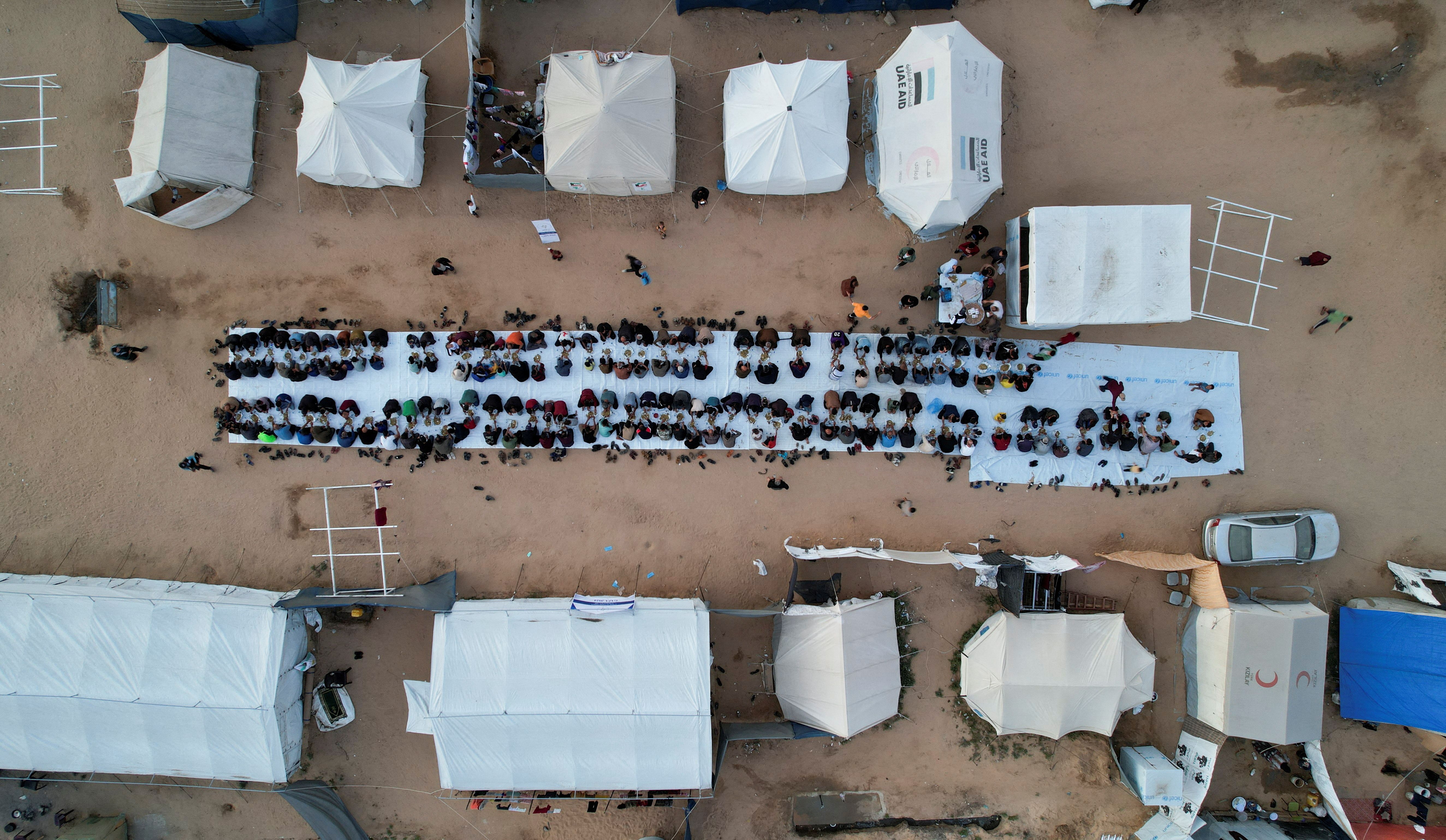 Bird's eye view of Palestinians breaking Ramadan fast