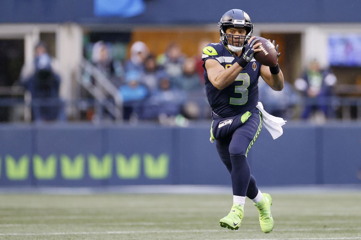 Denver Broncos trade for Seahawks' quarterback Russell Wilson - Axios Denver