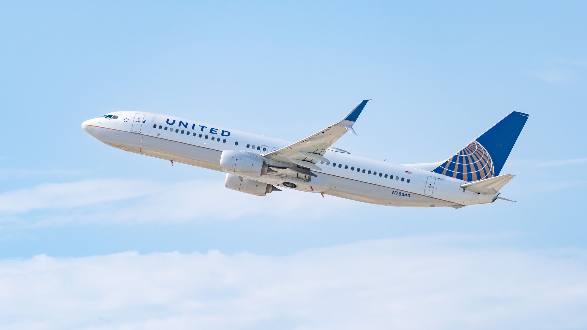 A United Airlines plane takes off 