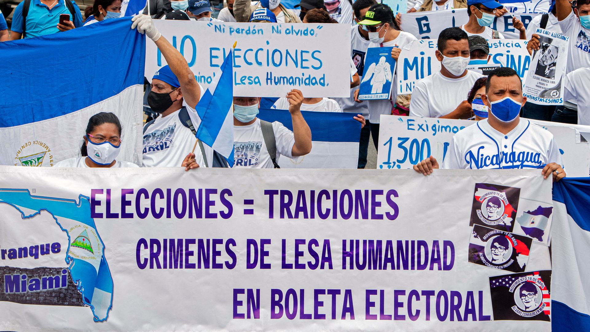 Nicaraguans living in Costa Rica demonstrate in San Jose to commemorate the third anniversary of the beginning of the protests against the government of Nicaraguan President Daniel Ortega.