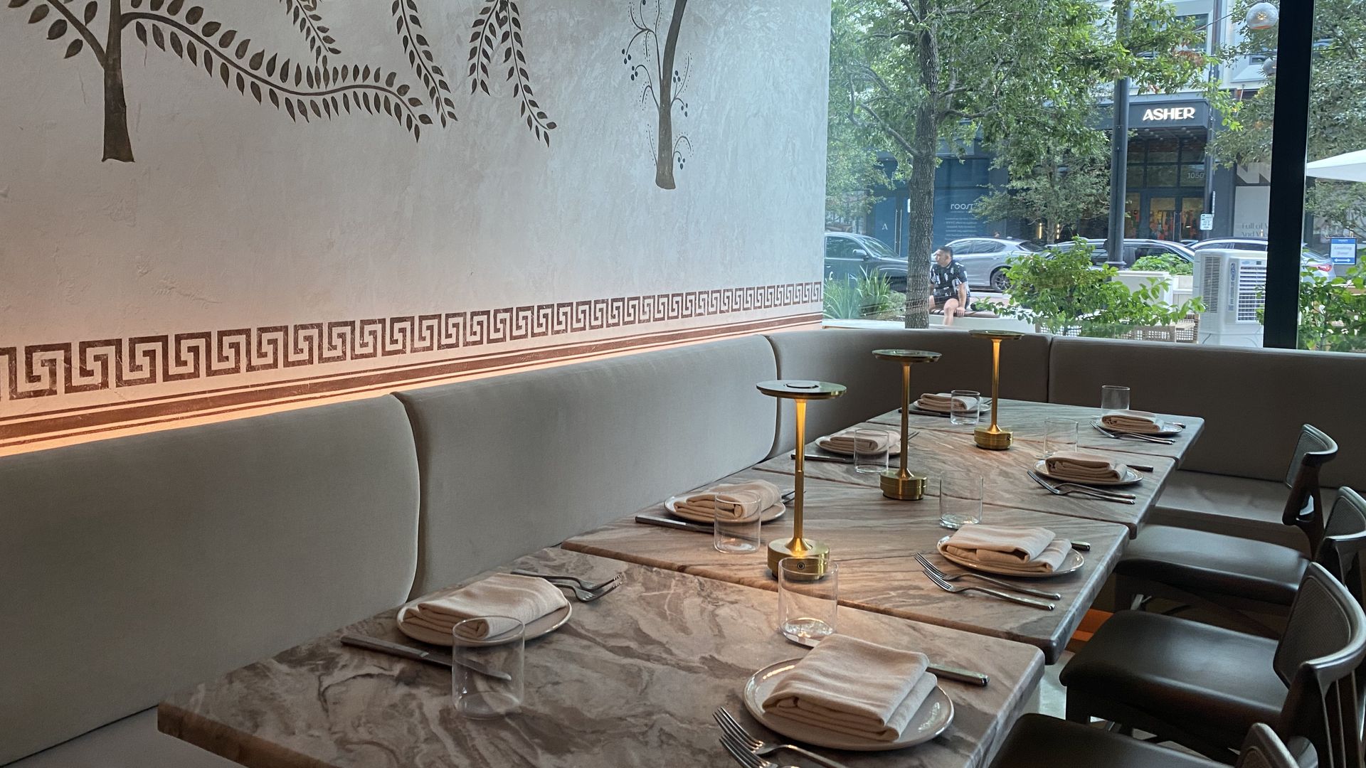 Predalina's interior.