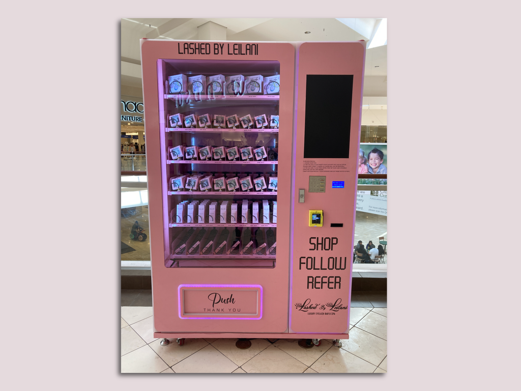 Portland entrepreneur sets up eyelash shop in a pink vending