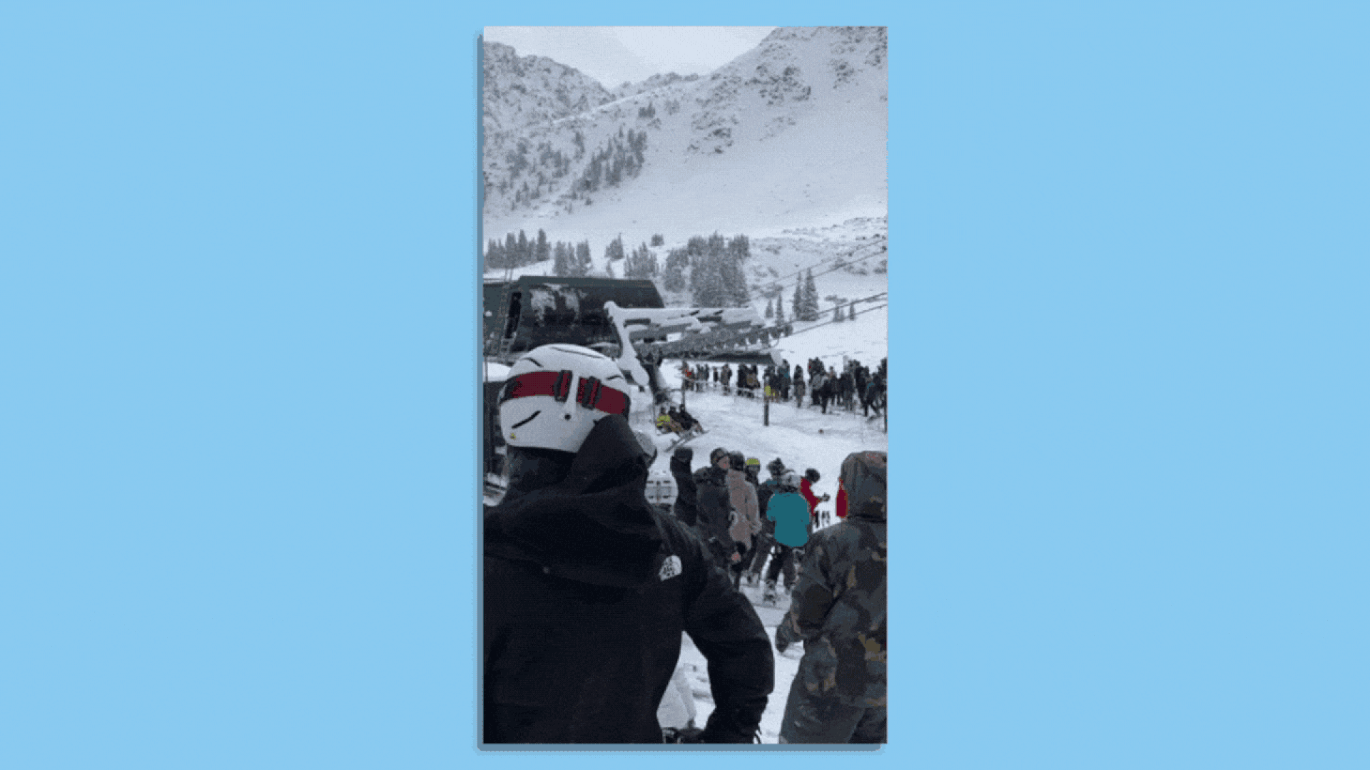 Gif of a crowd of people waiting to ski.