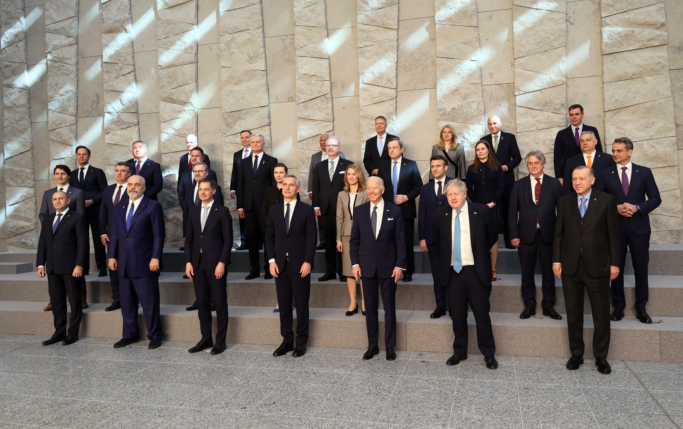 NATO leaders pose for family photo