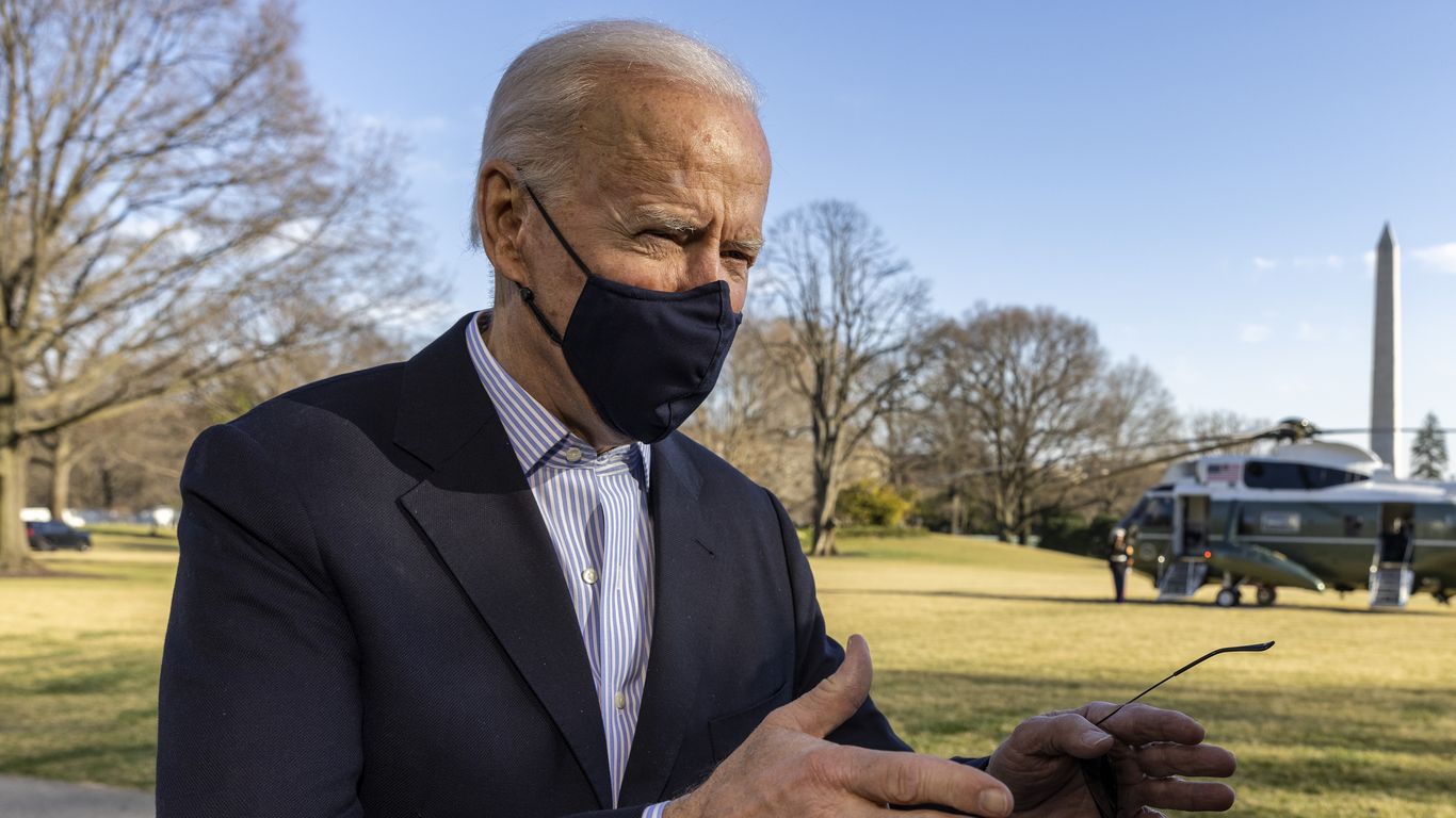 Biden urges governors to reinstate mask mandates: