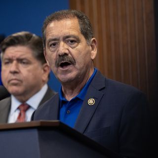 House Democrats fail to quash internal revolt on vote to condemn Chuy García
