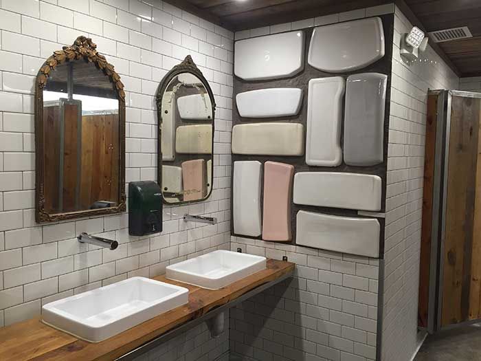 legion-brewing-restroom