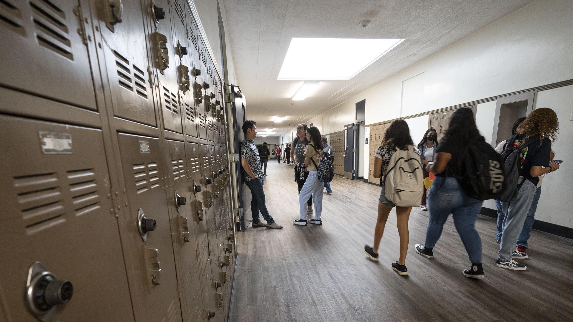 Students head to class after returning from summer break at Anaheim High School in Anaheim, CA on Wednesday, August 10, 2022.