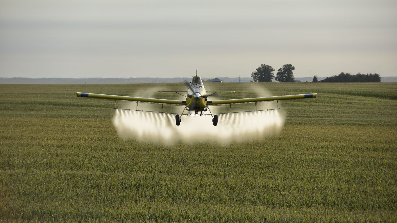 Pesticide exposure tied to more severe Parkinson's symptoms