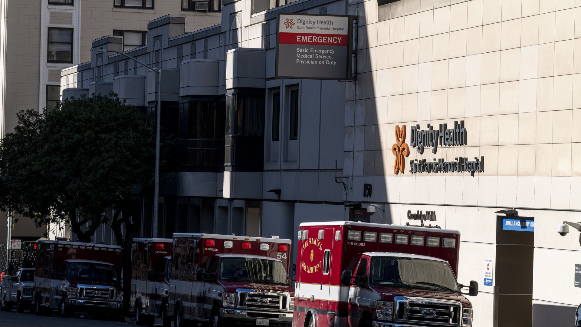 ambulances in front of the dignity health saint francis hospital