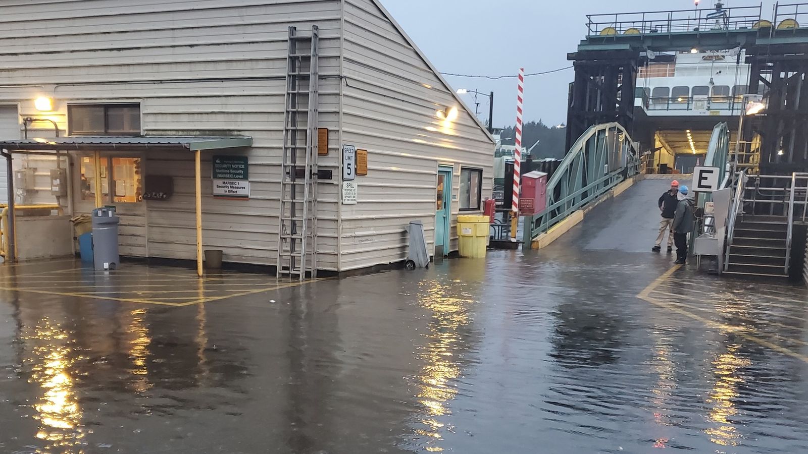 Atmospheric Rivers Hit West Coast Causing Flooding Power Outages Atmospheric rivers hit west coast causing flooding power outages