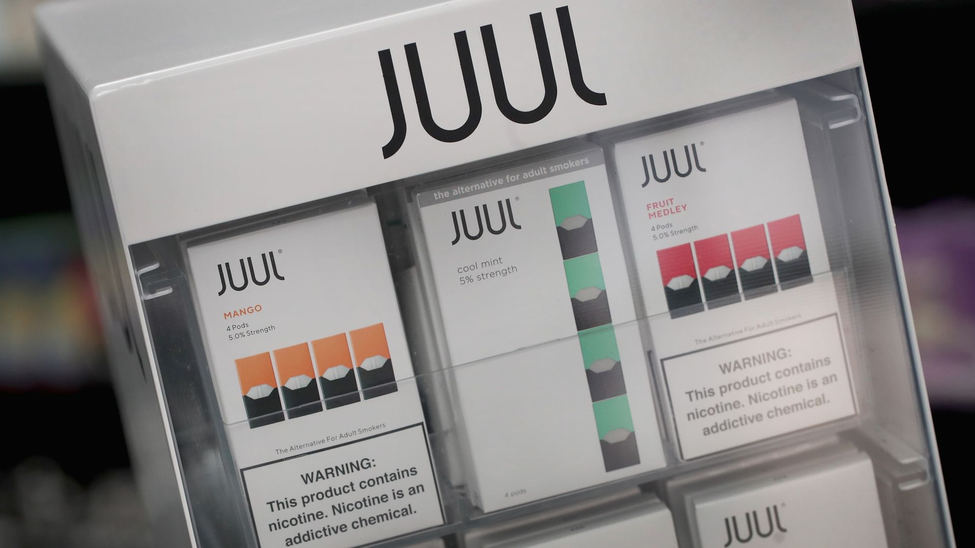 A display of JuUl cartridges.