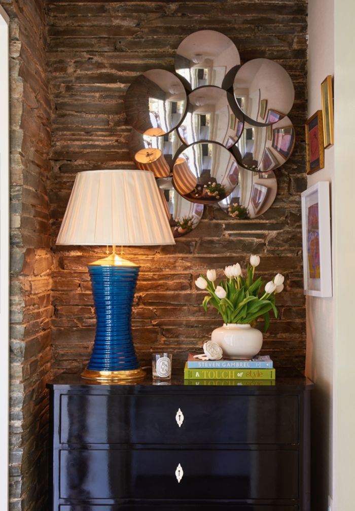 Charlotte Lucas Home Tour details