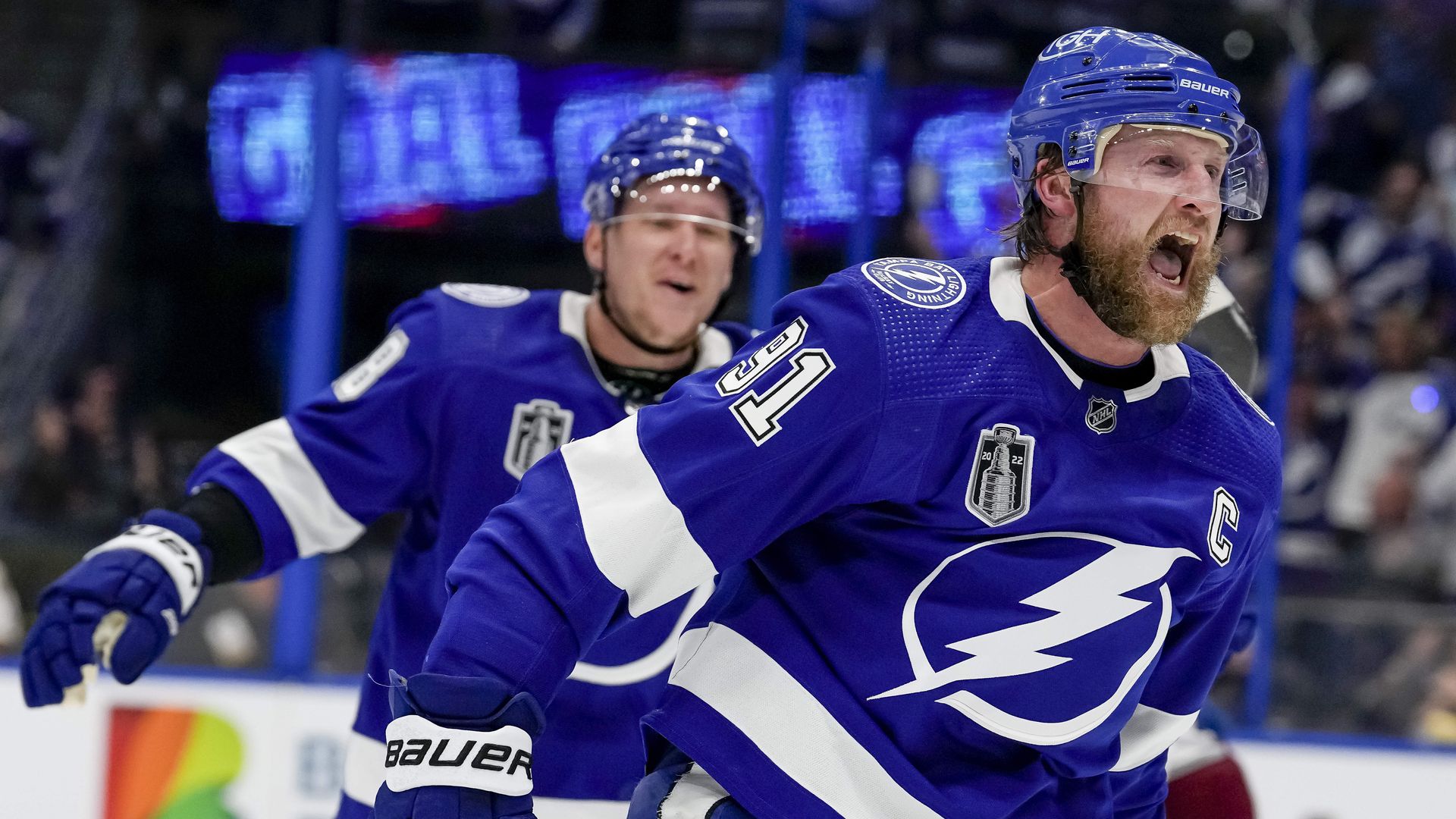 steven stamkos celebrates