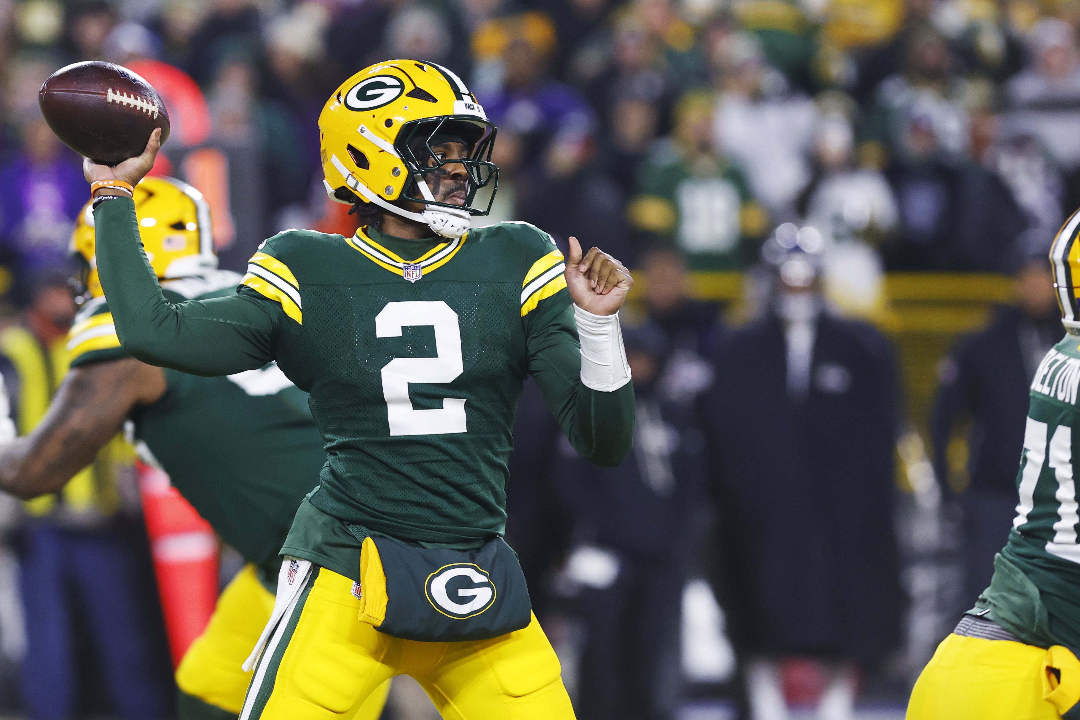 GREEN BAY, WI - DECEMBER 27: Green Bay Packers quarterback Malik Willis (2) throws a pass during a game between the Green Bay Packers and the Baltimore Ravens at Lambeau Field on December 27, 2025 in Green Bay, WI. (Photo by Larry Radloff/Icon Sportswire via Getty Images)
