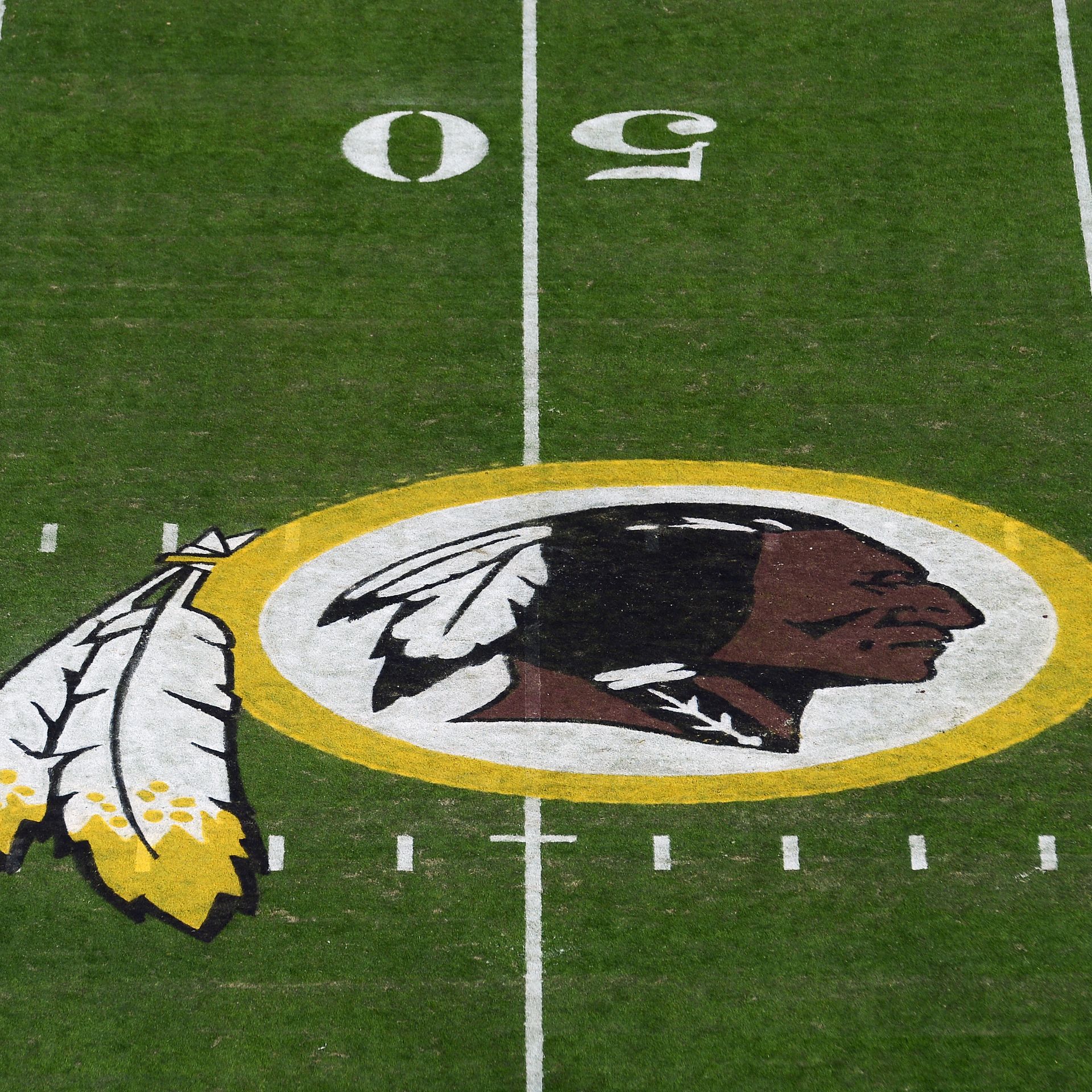 Redskins might have to change name to get new stadium