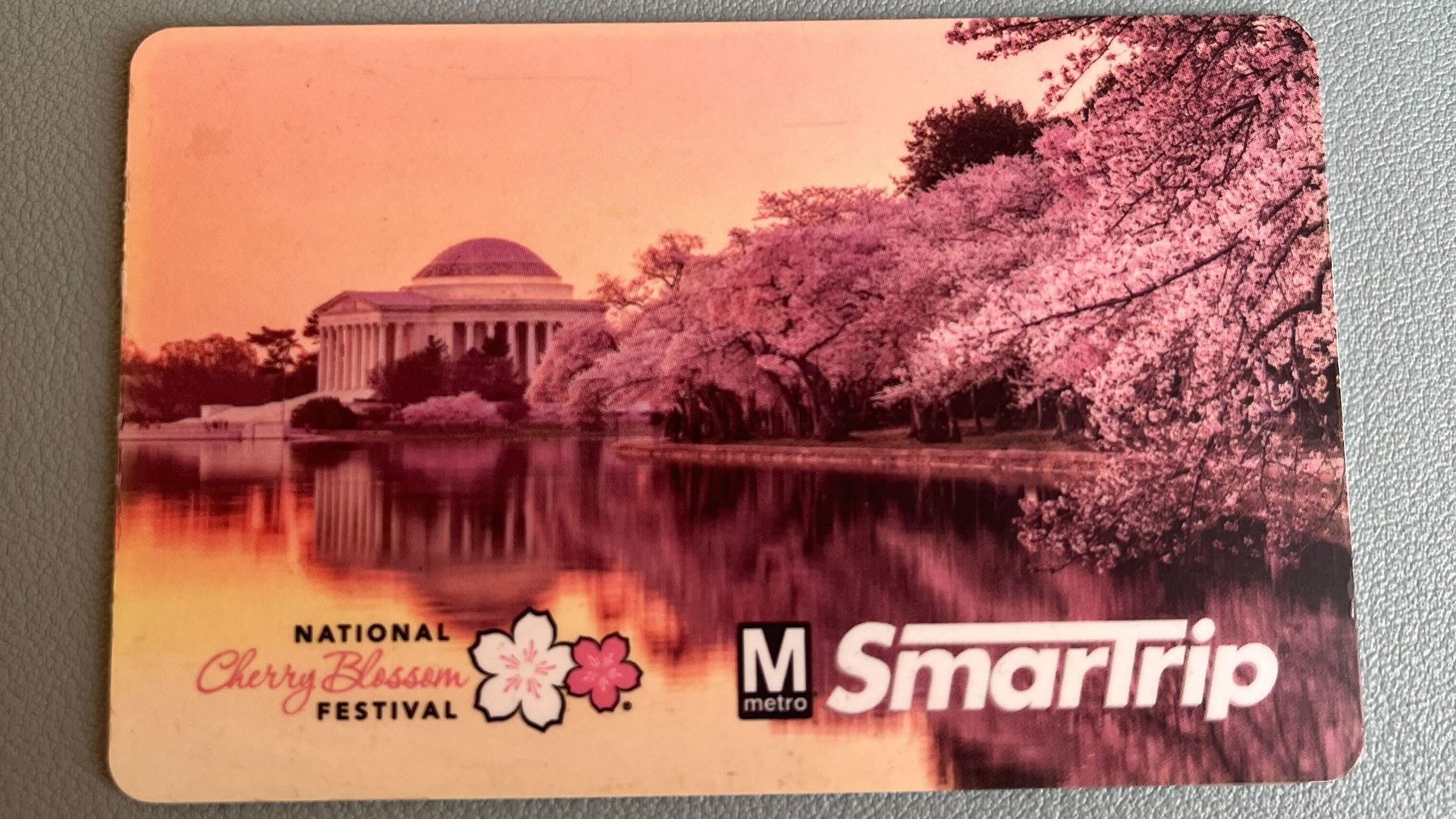 A 2018 commemorative metro card